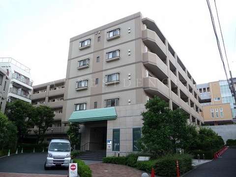 グランハイツ東新宿