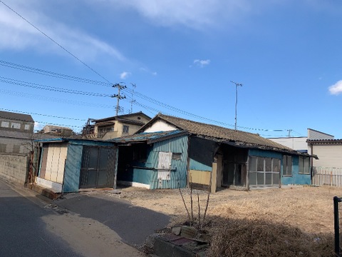 売地