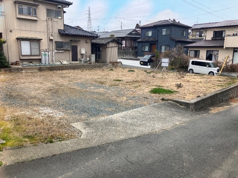 売地