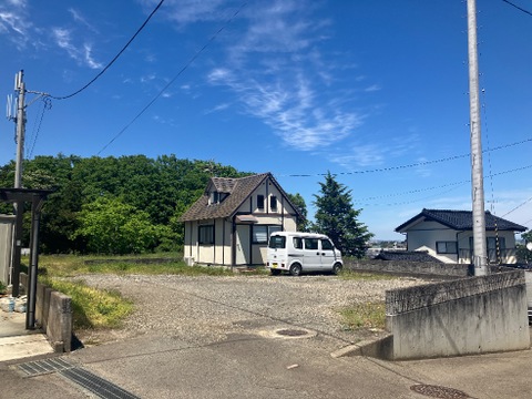 売地