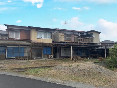 売地