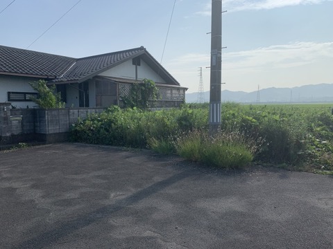 売地