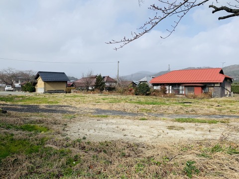売地