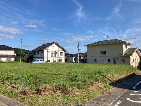 売地