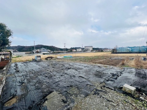 売地