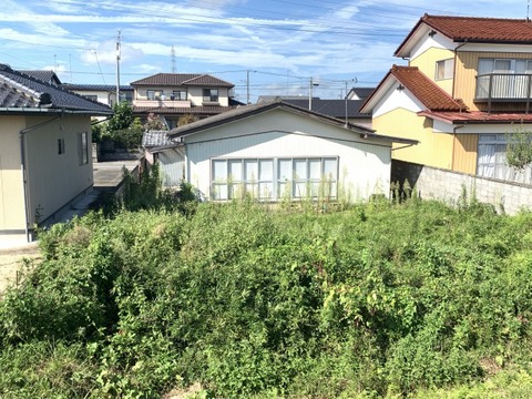 売地