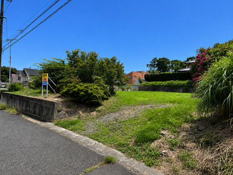 売地