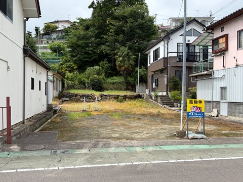 売地