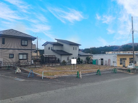 売地