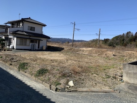 売地