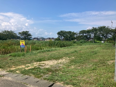 売地
