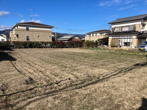 売地