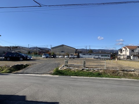 売地