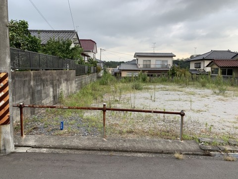 売地