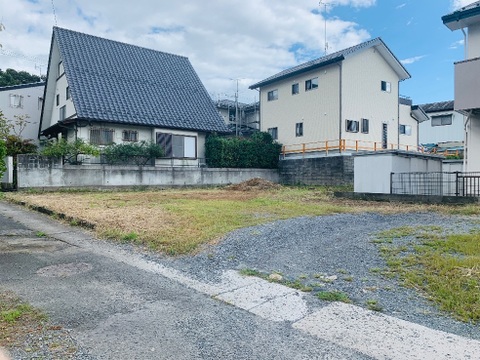売地