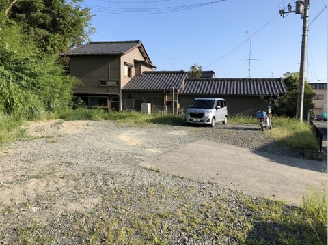 売地