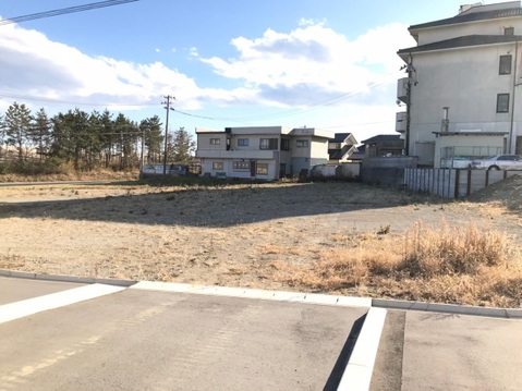 売地