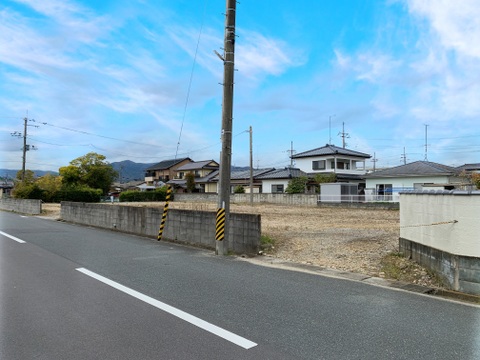 売地