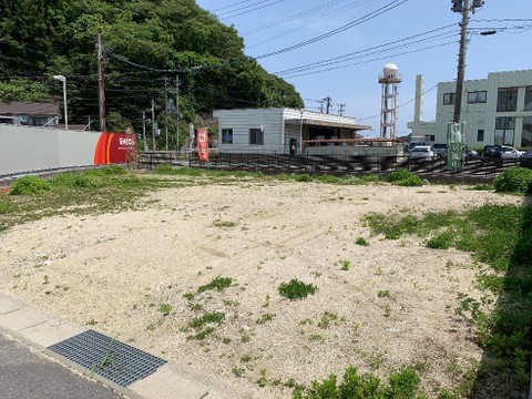売地