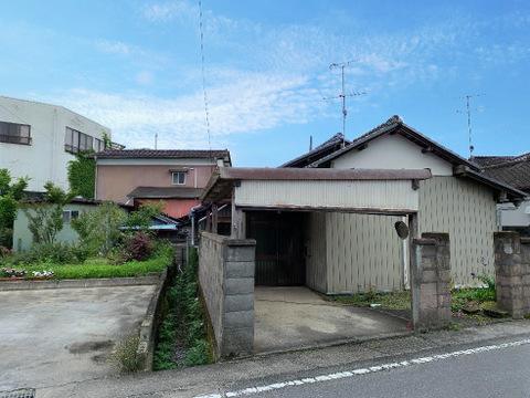売地