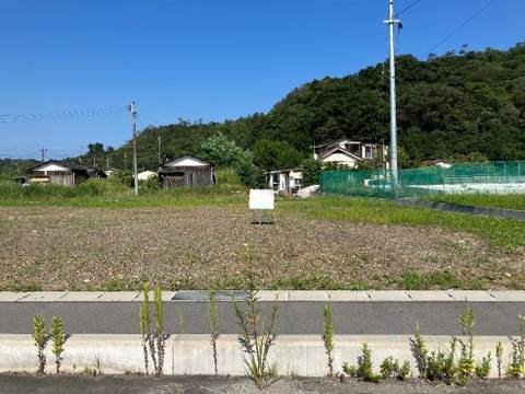 売地