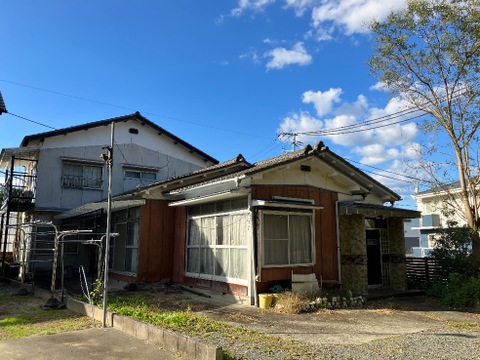 売地