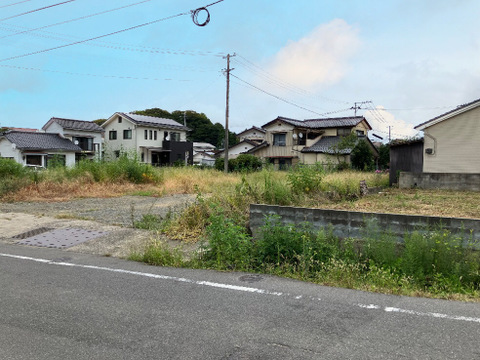 売地