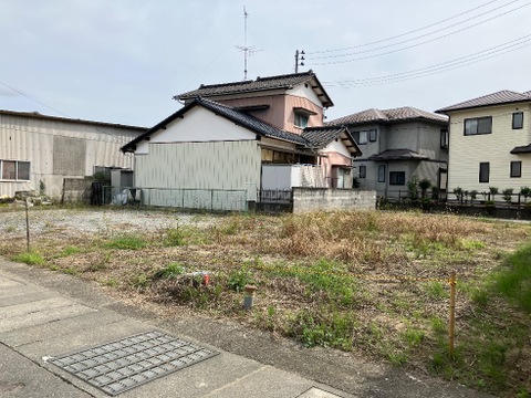 売地