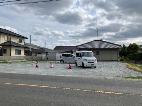 売地