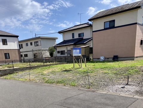 売地