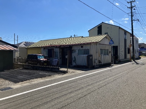 売地