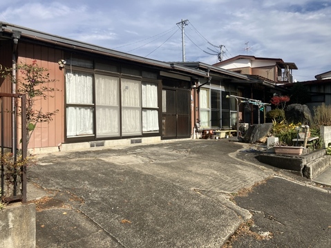 売地