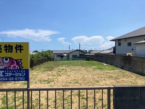 売地