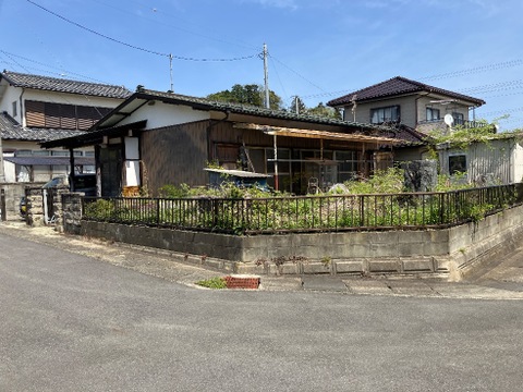 売地