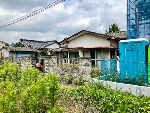 売地