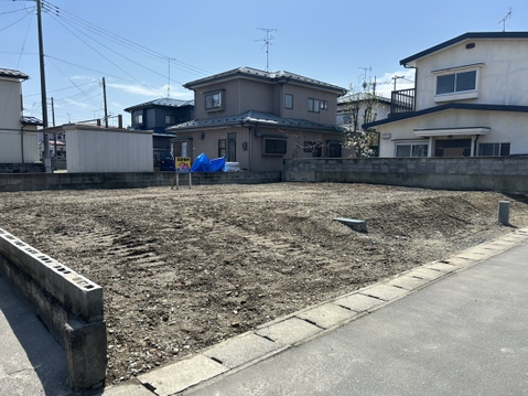 売地