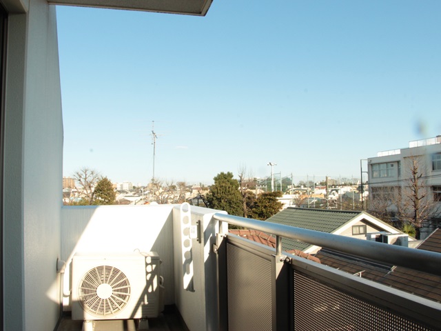 暖かい光と柔らかい部屋 304の内観