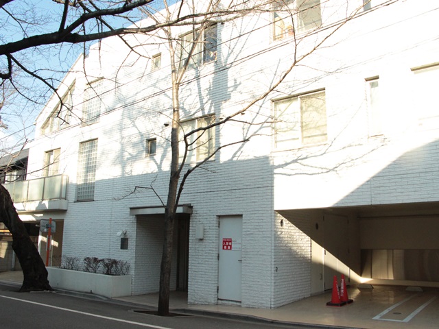 暖かい光と柔らかい部屋 304の外観