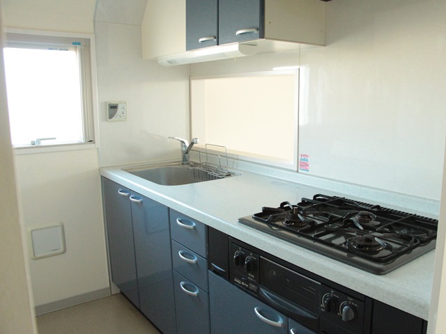 暖かい光と柔らかい部屋 304の内観