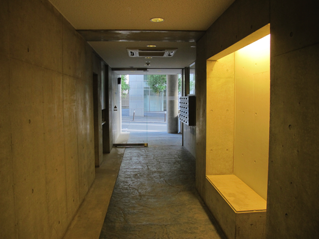 東京タワー付き 502の内観
