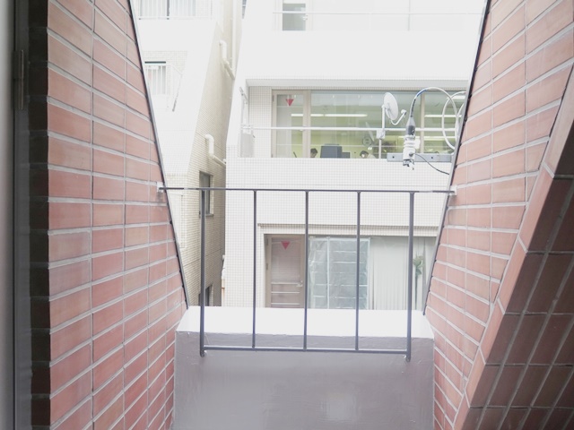 きっと夏が似合う 401の内観