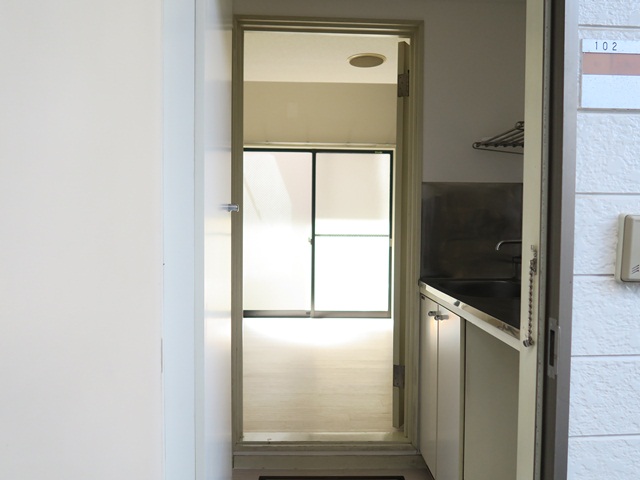 寝れちゃうロフト 102の内観