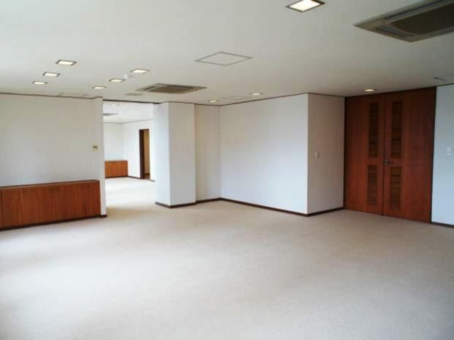 上質ヴィンテージ 4階の内観