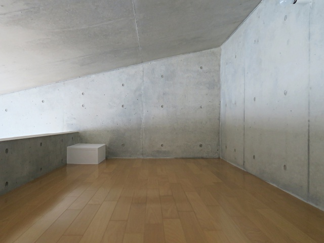 柔らかさかっこよさと 2Aの内観