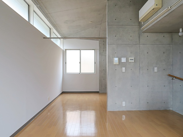 柔らかさかっこよさと 2Aの内観