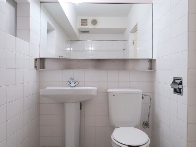 長く住みよく 403の内観