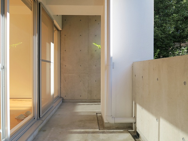 太陽に包まれて 207の内観