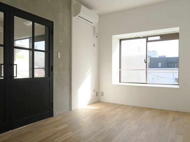 さらっとクールに 309の内観