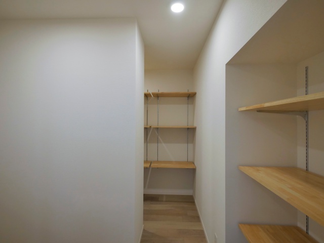 木漏れ日カフェ 105の内観