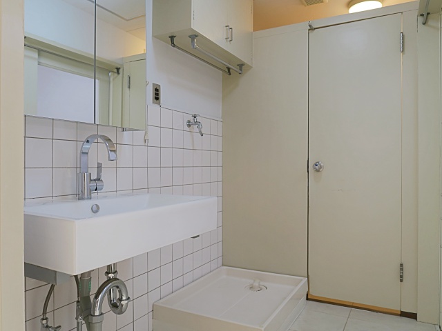 馬事公苑のドン 205の内観